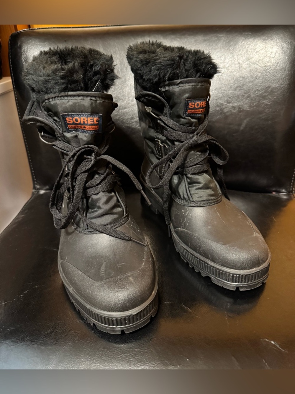 SOREL Kaufman Canada black rubber Boots Faux Fur Trimmed Felt Liners Womens 9